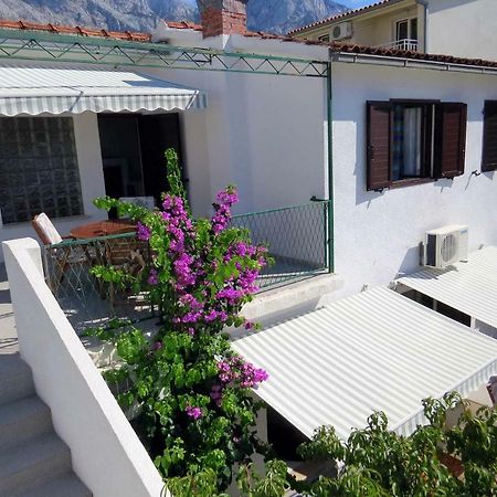 Sara Apartments Baška Voda エクステリア 写真