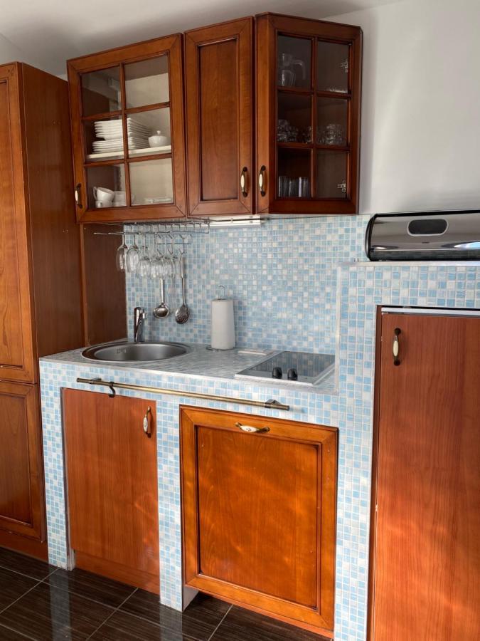 Sara Apartments Baška Voda エクステリア 写真