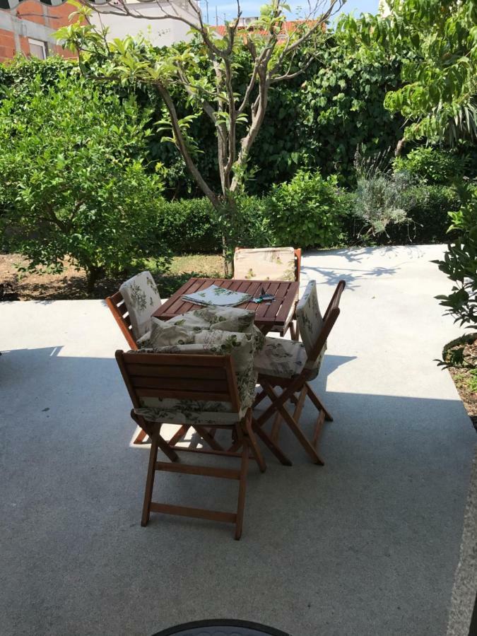 Sara Apartments Baška Voda エクステリア 写真